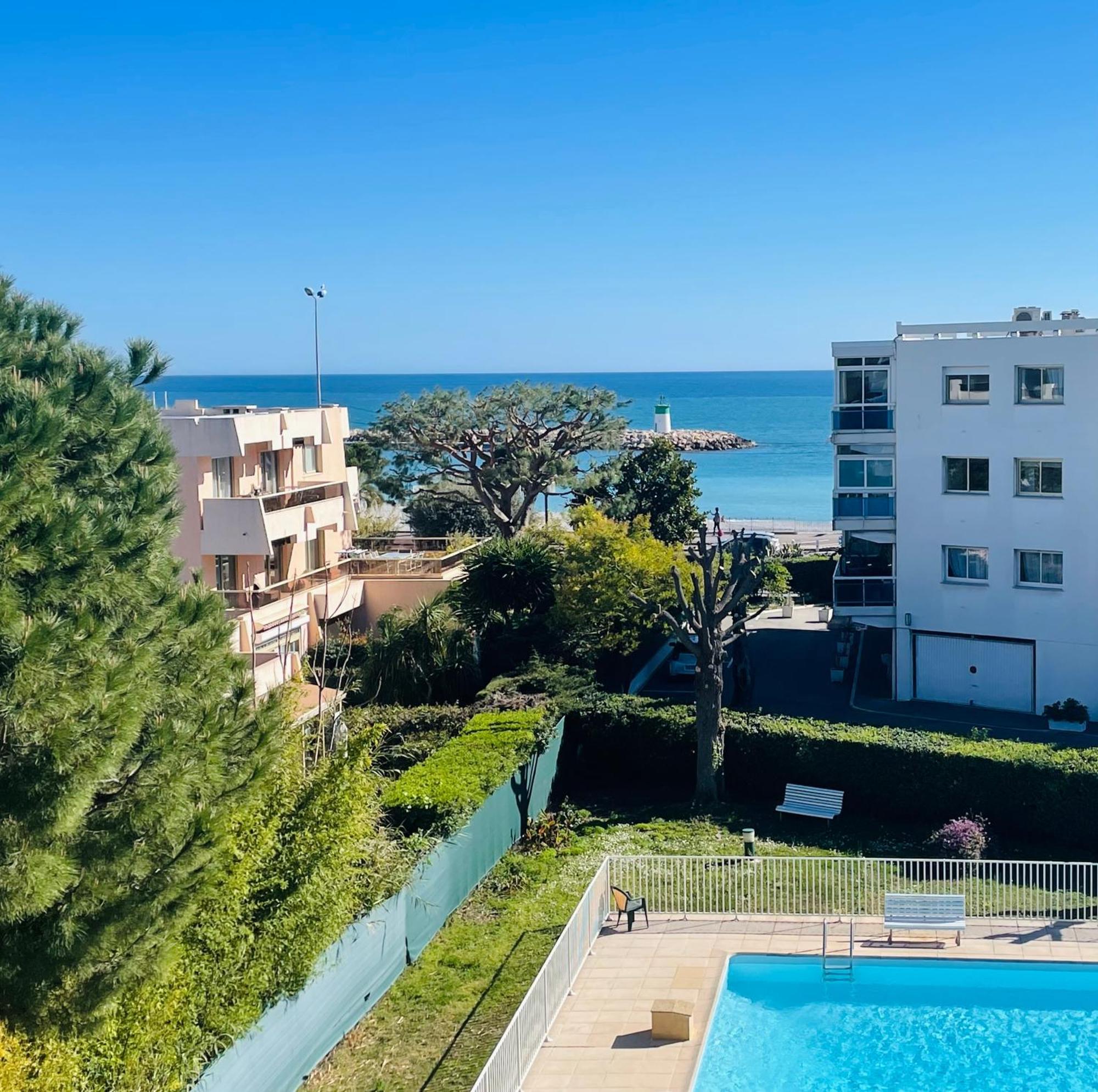 Residence Mediterranee - Beachfront - Sun And Seaview - Pool - Private Parking Cagnes-sur-Mer Luaran gambar